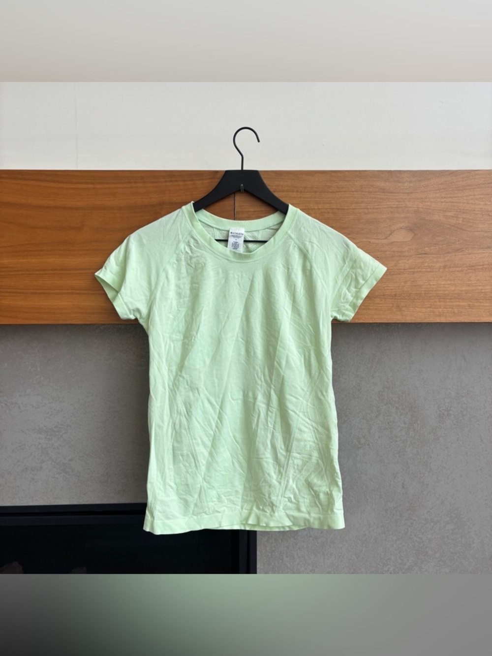 Athleta Women’s Sport T-Shirt, Size M‎